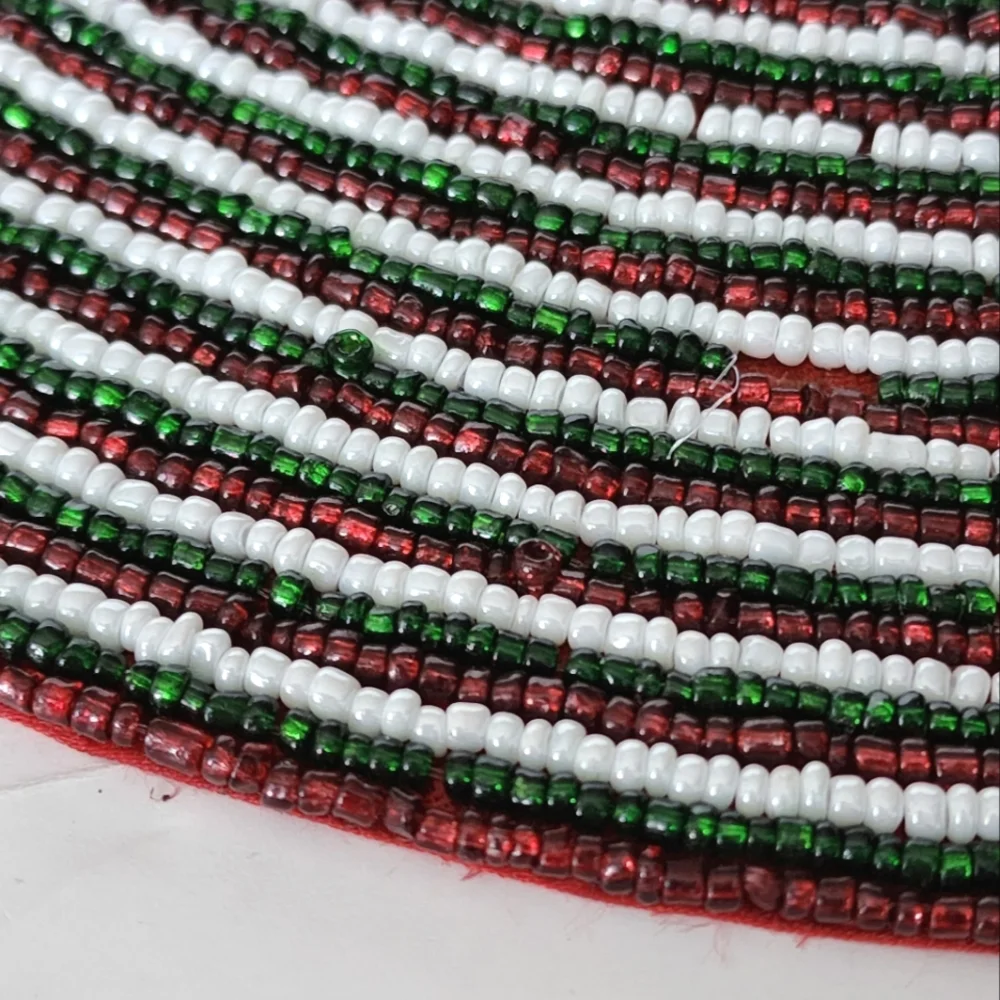Beaded Placemat and 6 Coasters